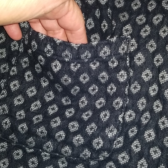 Loft 100% cotton shorts,  med - Picture 5 of 9